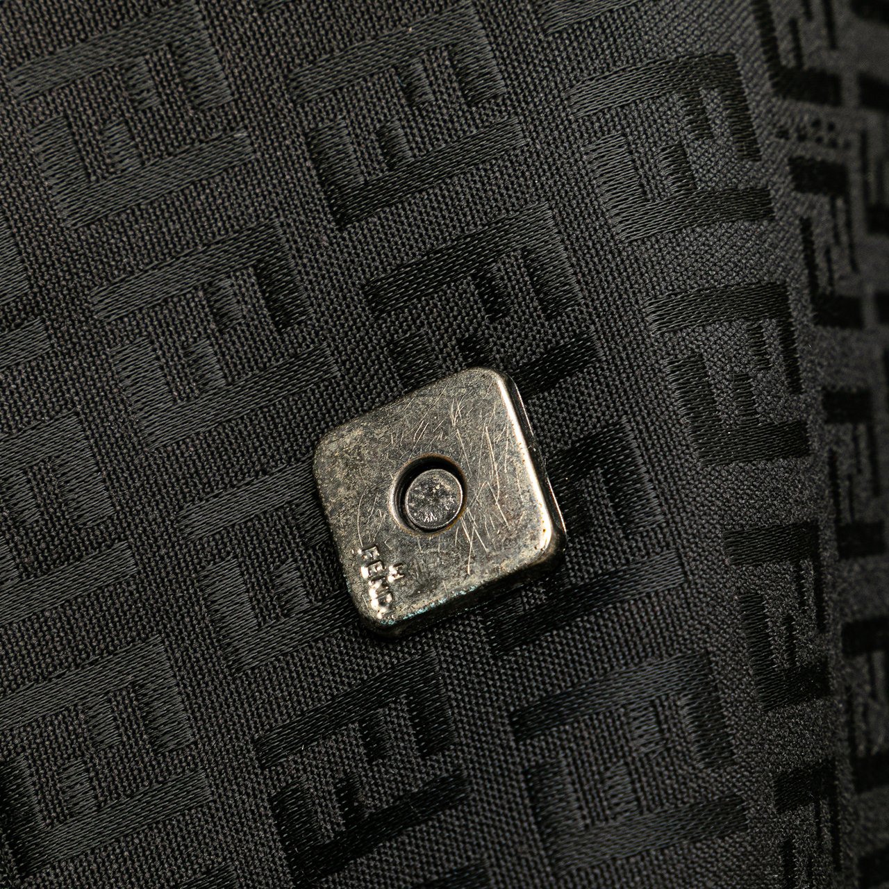Fendi Zucchino Canvas Mamma Forever Zwart