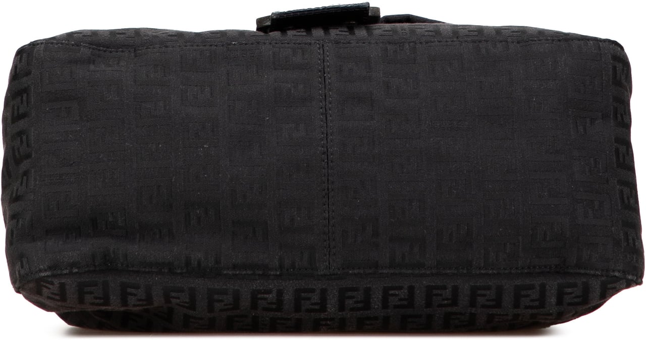 Fendi Zucchino Canvas Mamma Forever Zwart