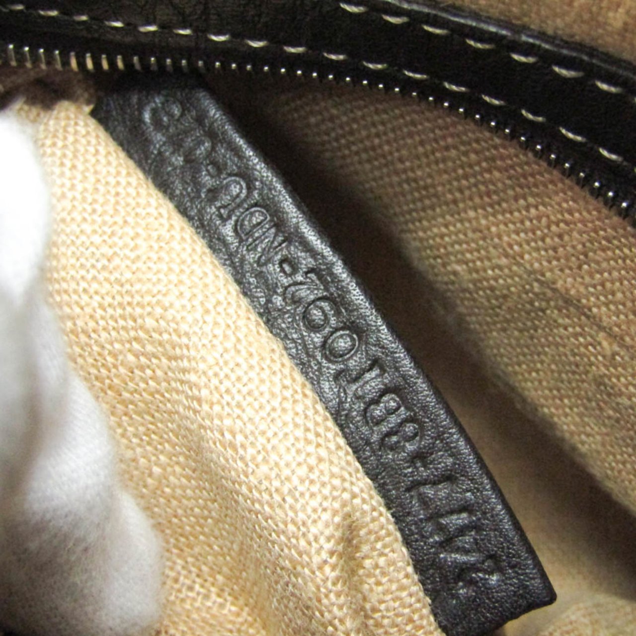 Fendi Vintage Selleria Zip Messenger Leather Small Bruin
