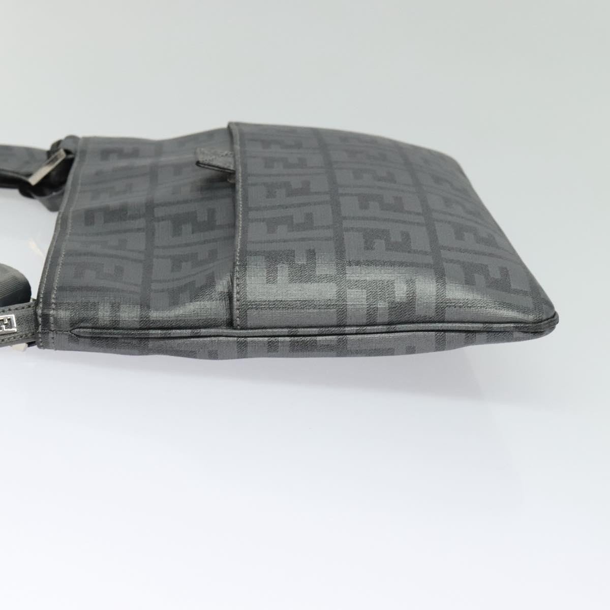 Fendi Fendi Slip Pocket Messenger Zucca Coated Canvas Medium Grijs
