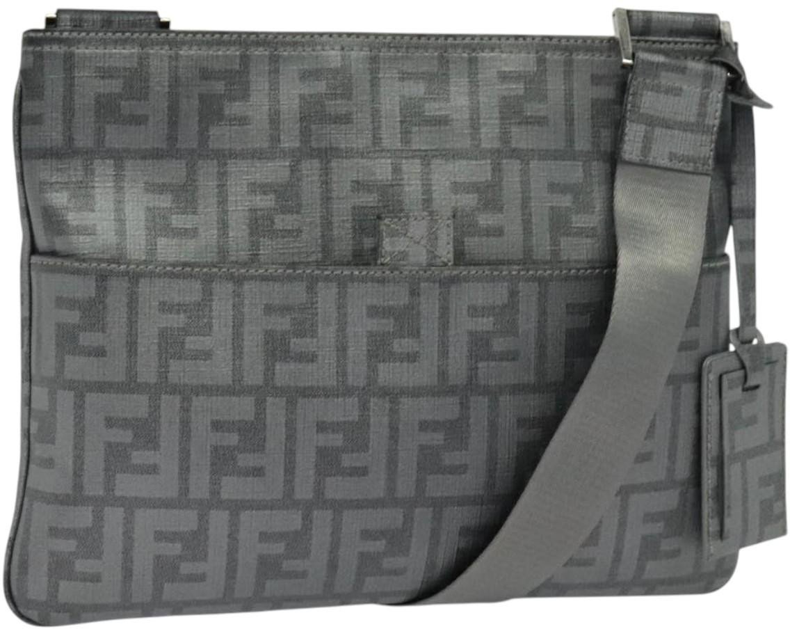 Fendi Fendi Slip Pocket Messenger Zucca Coated Canvas Medium Grijs