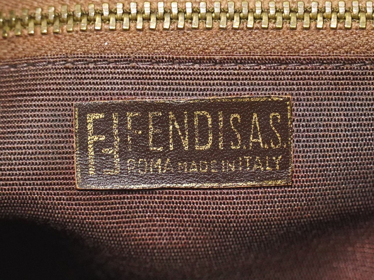 Fendi Fendi Vintage Shopping Tote Suede Bruin