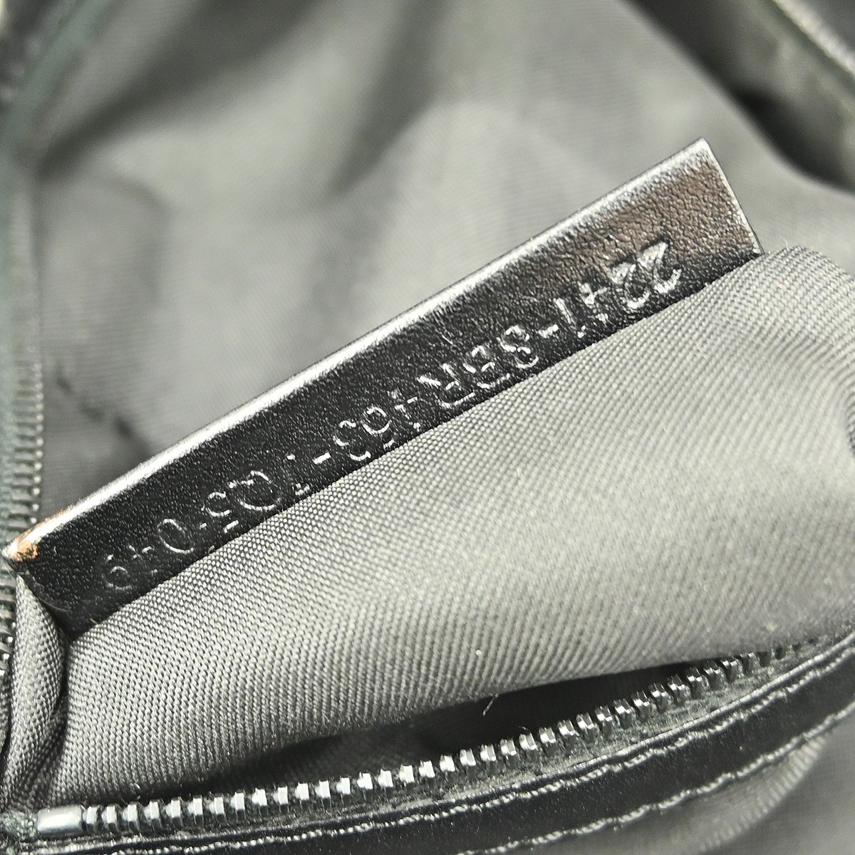 Fendi Fendi Belted Shoulder Bag Zucchino Canvas Medium Zwart