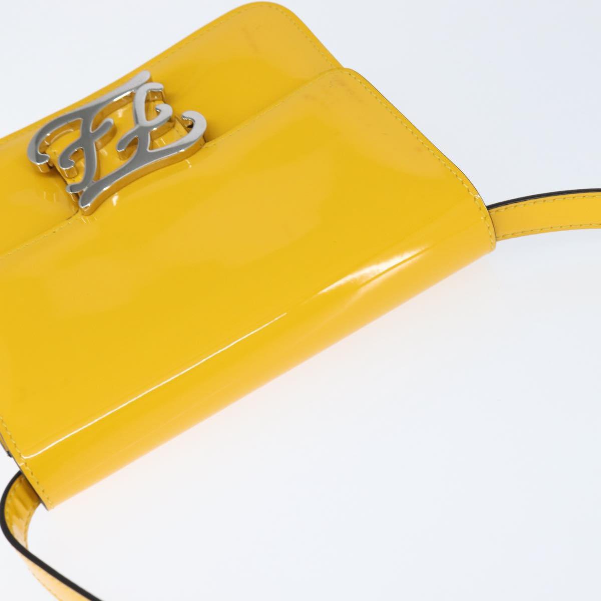 Fendi Fendi Curligraphy Shoulder Enamel Yellow Silver small Geel
