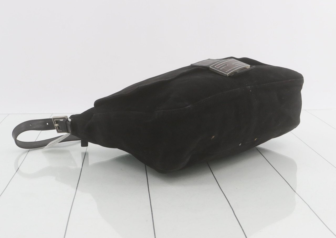 Fendi FENDI BAGUETTE SUEDE Suede noir Large Zwart