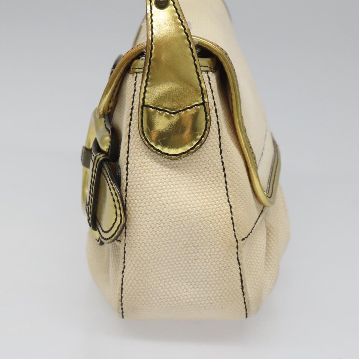 Fendi Fendi Chain Baguette Patent Beige