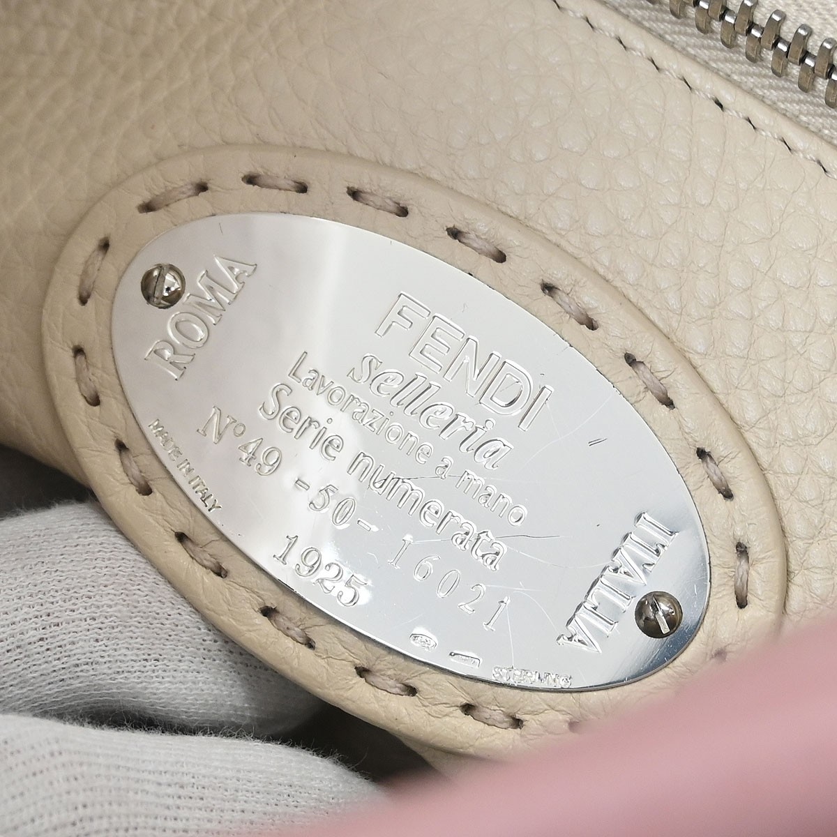 Fendi Fendi Selleria Peekaboo Bag Leather Medium Paars