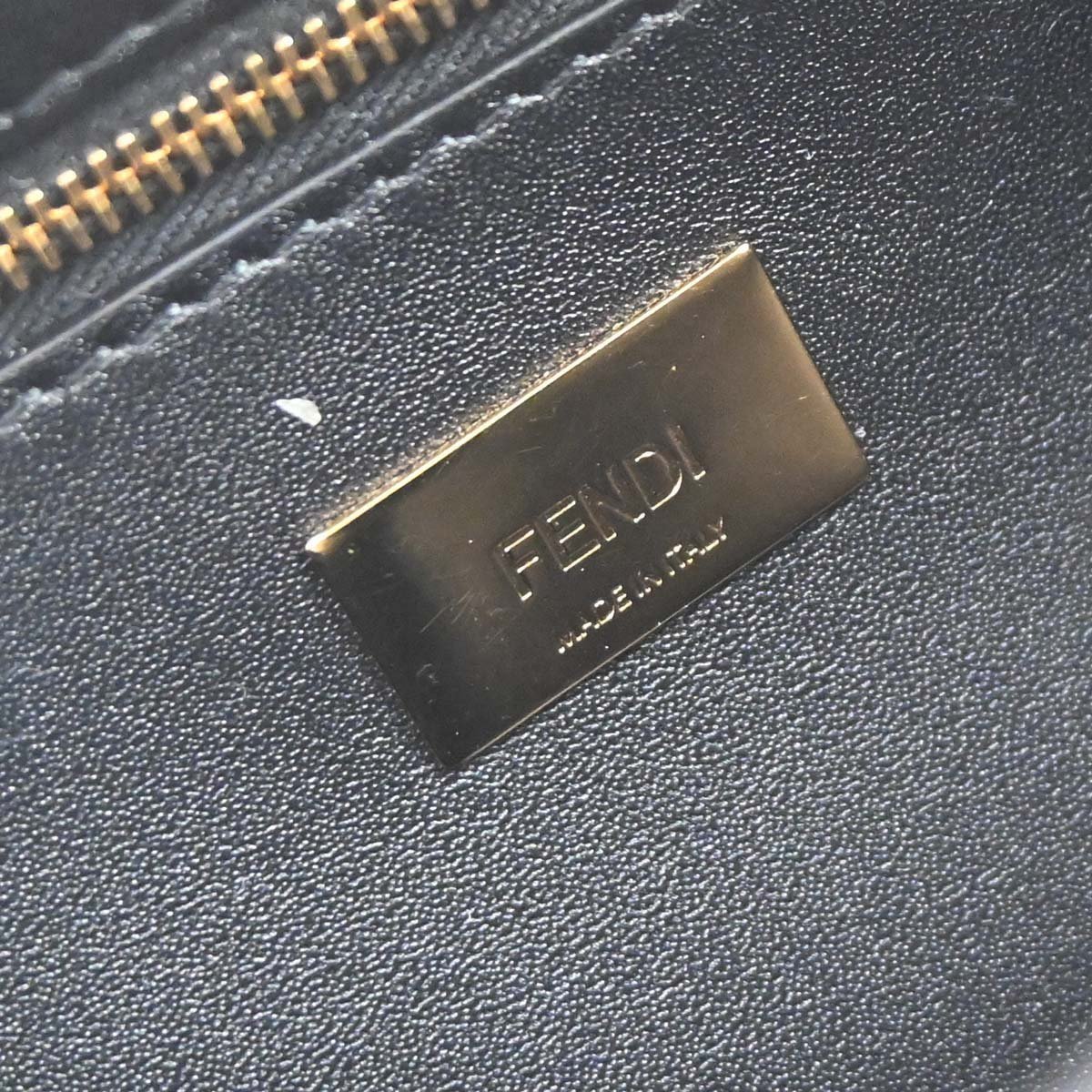 Fendi Peekaboo Zucca Shearling Regular Bruin