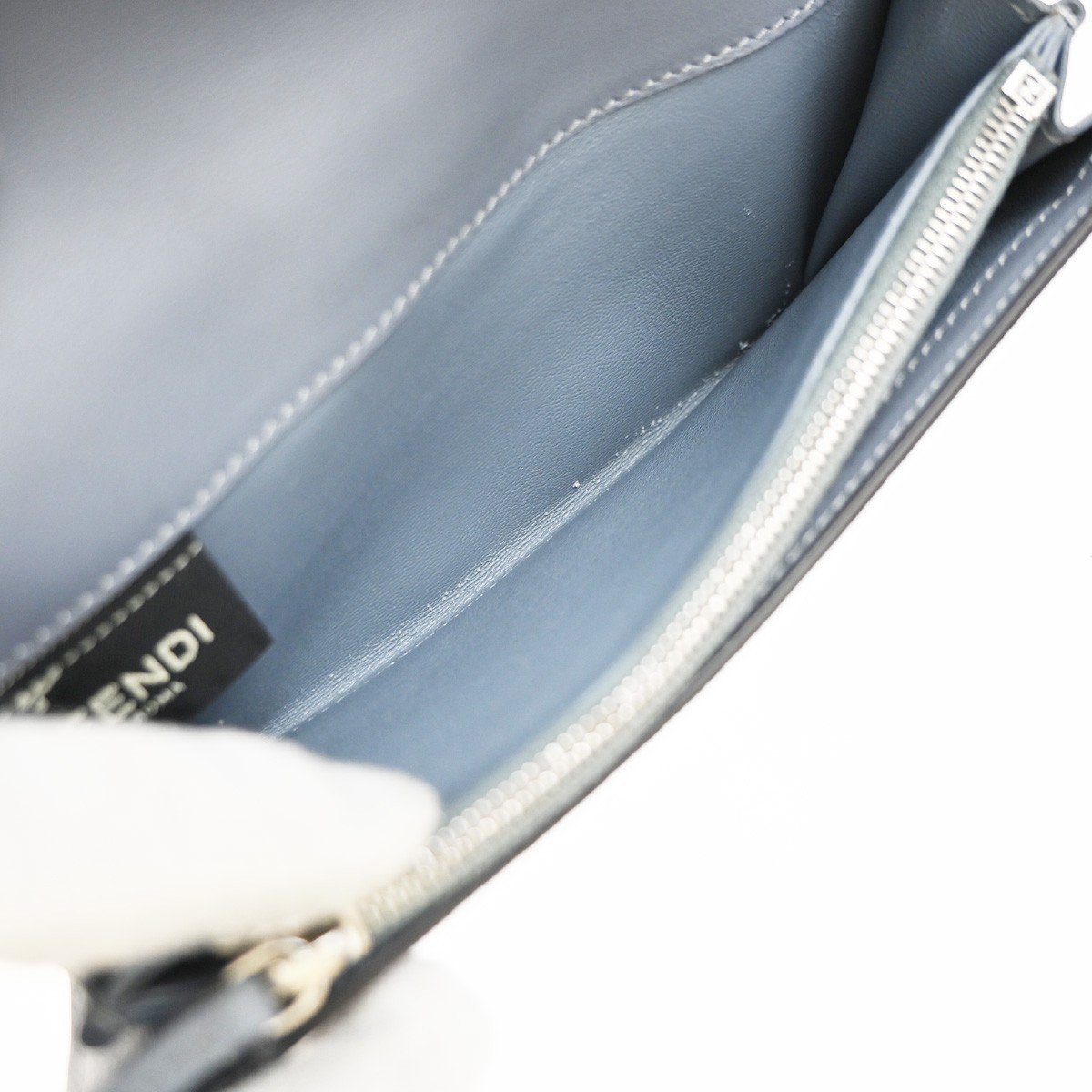Fendi Peekaboo Leather Long Blauw