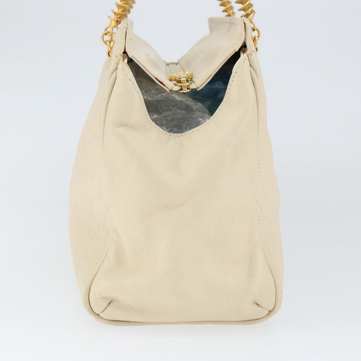 Fendi Fendi Wave Stitch Handbag Leather Beige