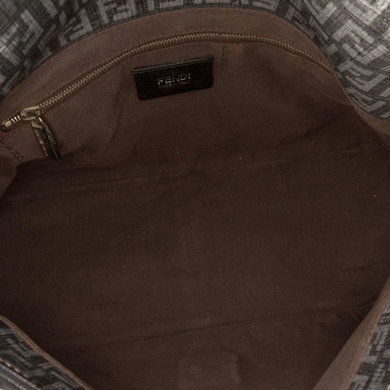 Fendi Zucchino Spalmati Chain Mamma Forever Grijs