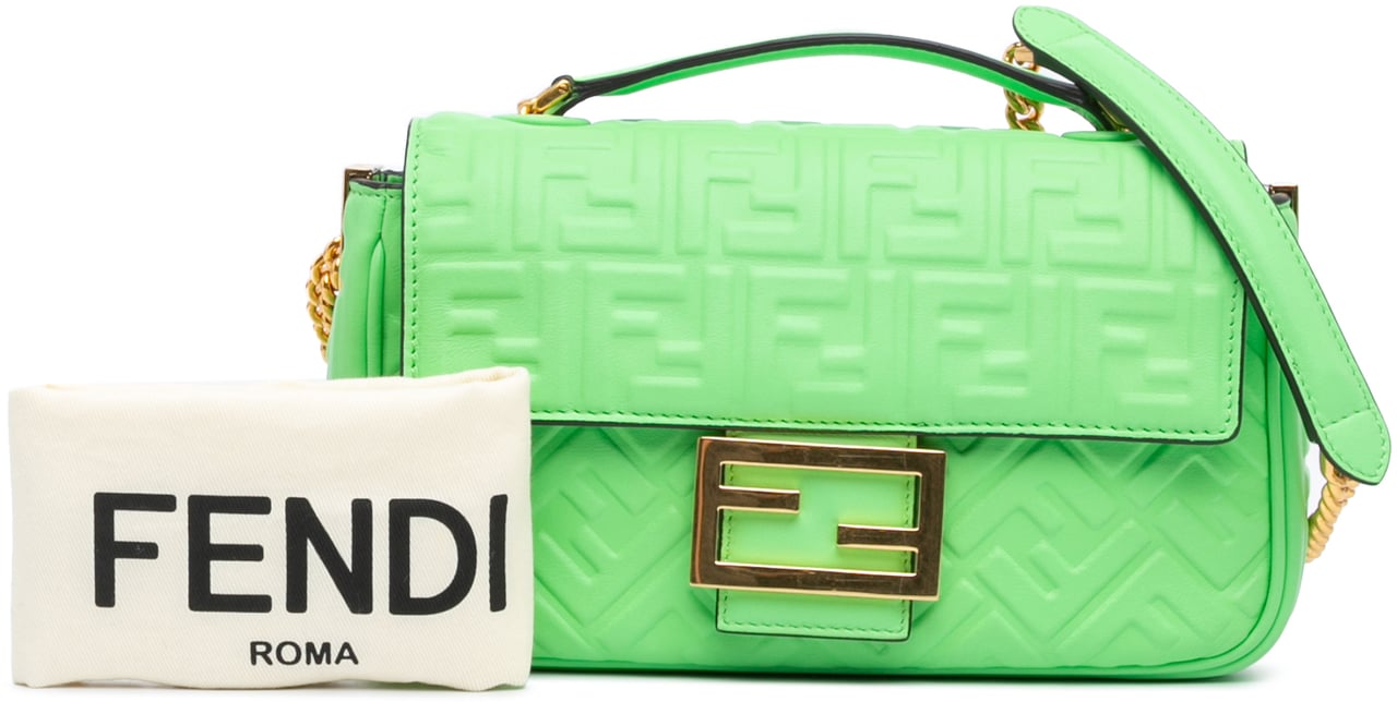 Fendi Zucca Embossed Leather Chain Midi Baguette Groen