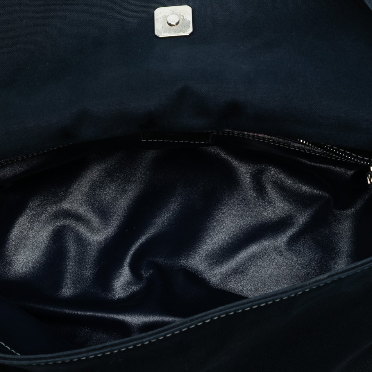 Fendi Canvas Baguette Shoulder Bag Zwart