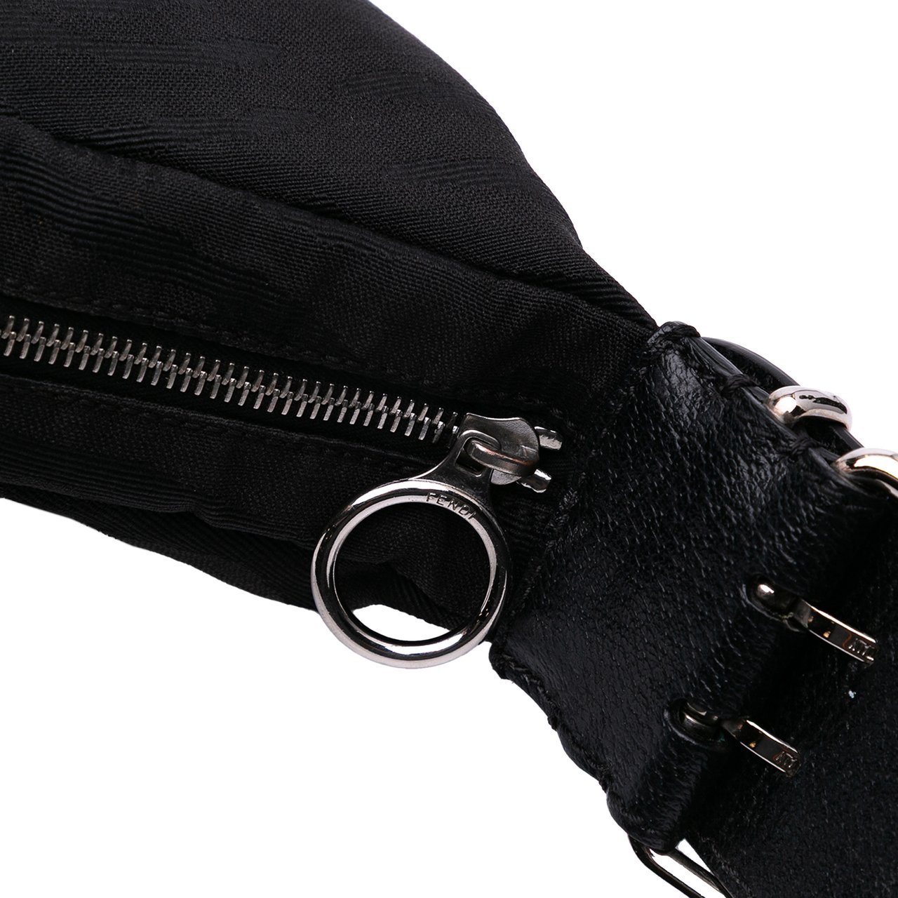 Fendi Zebra Print Canvas Oyster Hobo Zwart