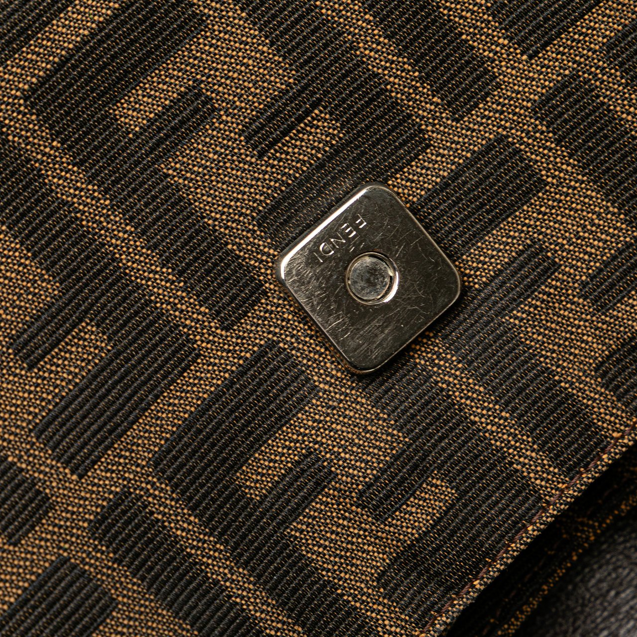 Fendi Zucca Canvas Shoulder Bag Bruin