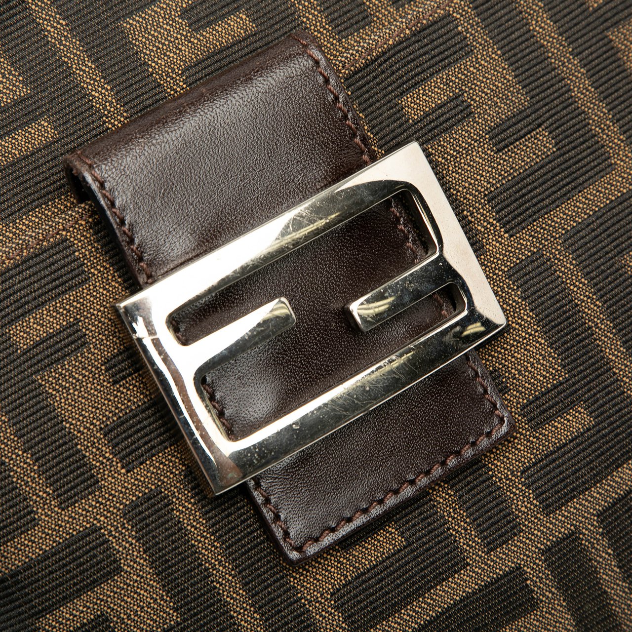 Fendi Zucca Canvas Shoulder Bag Bruin