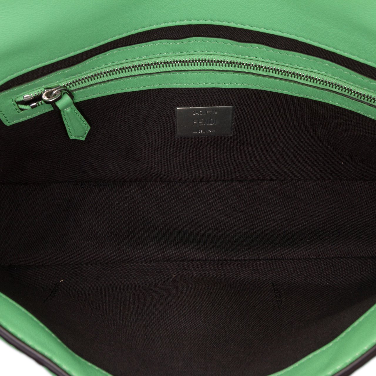 Fendi Zucca Embossed Stitched Leather Baguette Satchel Groen