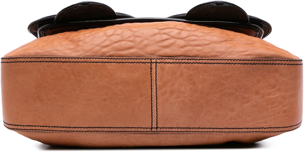 Fendi Medium Leather B Bag Top Handle Bag Bruin