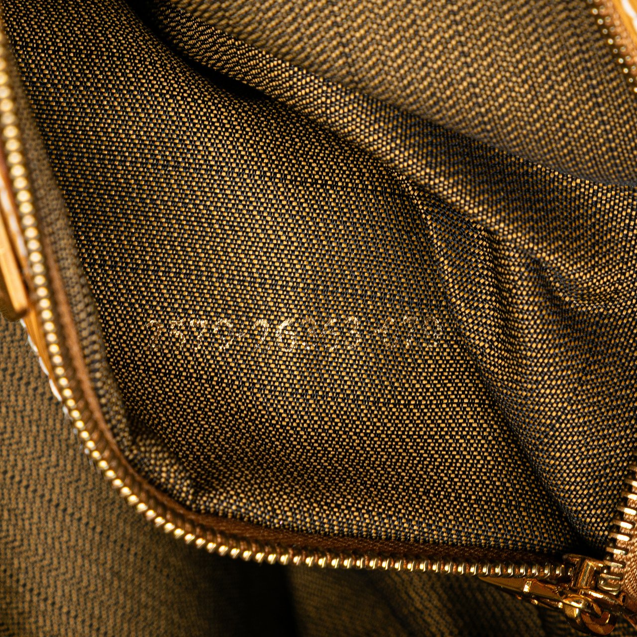 Fendi Leather Tote Geel