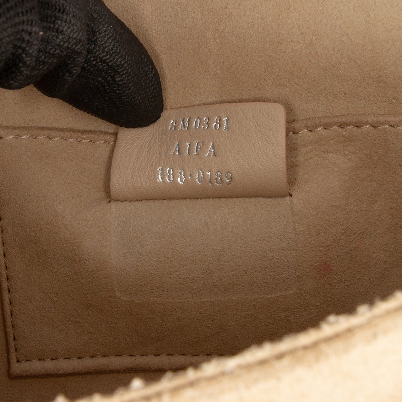 Fendi Small Leather Kan I Crossbody Zwart
