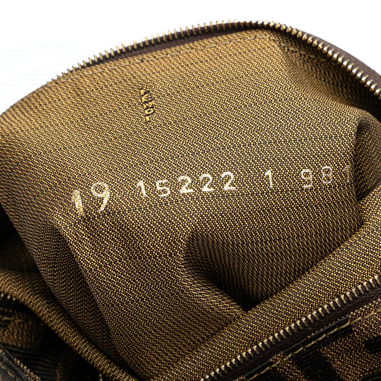 Fendi Zucca Canvas Shoulder Bag Bruin