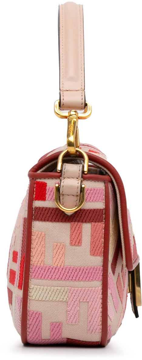 Fendi Zucca Embroidered Baguette Satchel Roze