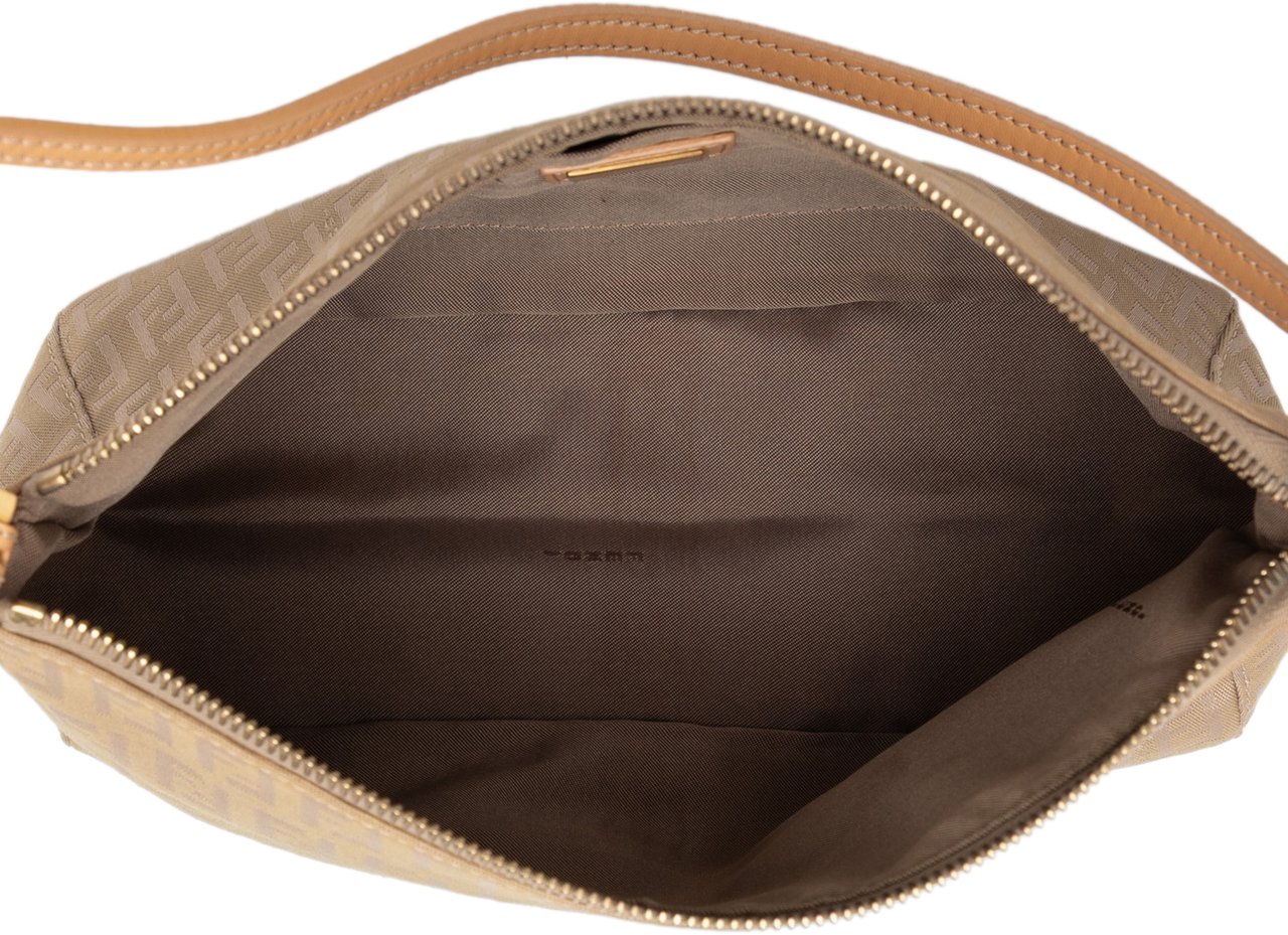 Fendi Zucchino Canvas Pochette Bruin