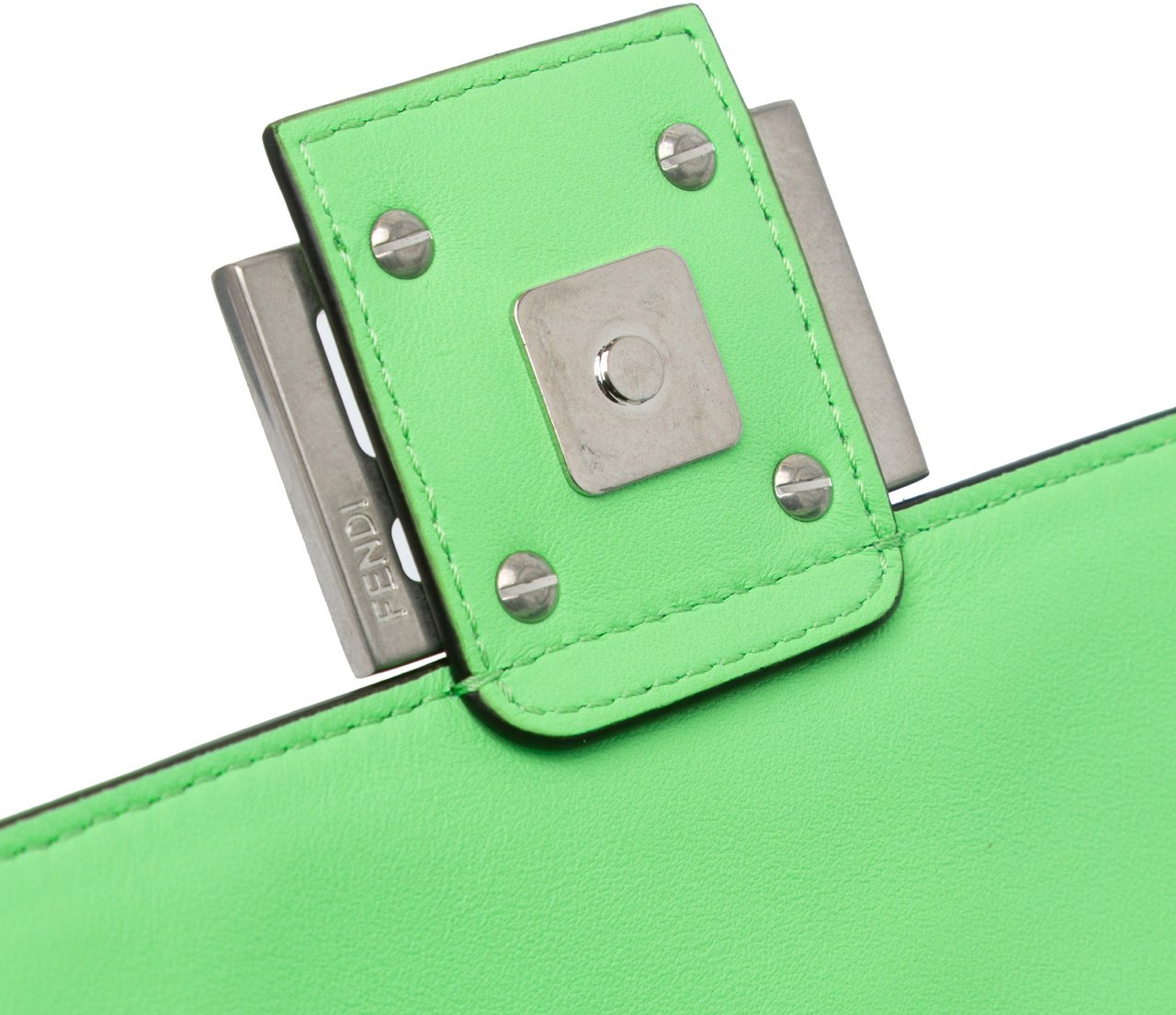 Fendi Zucca Embossed Stitched Leather Baguette Satchel Groen