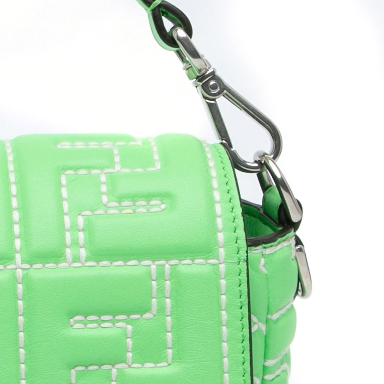 Fendi Zucca Embossed Stitched Leather Baguette Satchel Groen