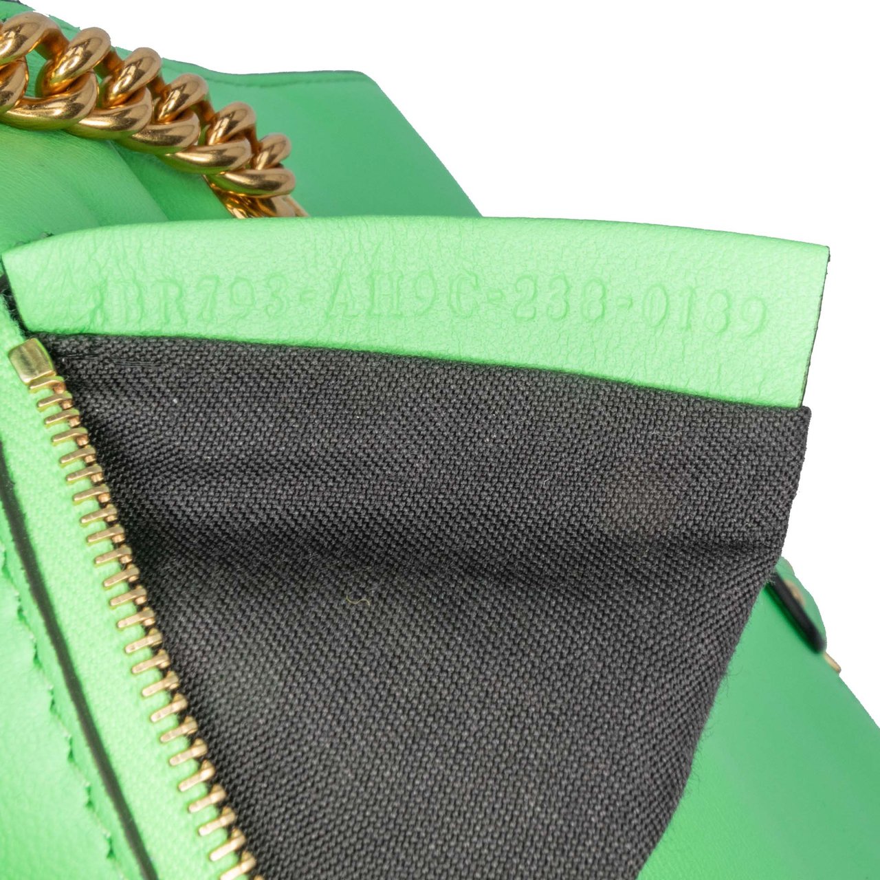 Fendi Zucca Embossed Leather Chain Midi Baguette Groen