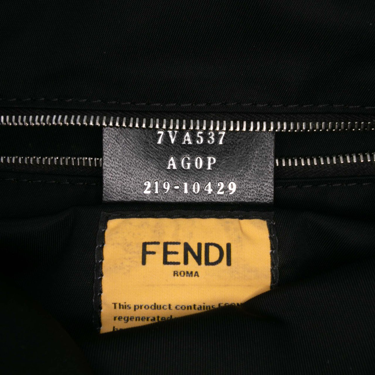 Fendi Medium Econyl Nylon Baguette Crossbody Zwart