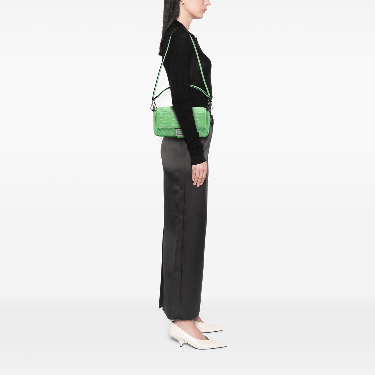 Fendi Zucca Embossed Stitched Leather Baguette Satchel Groen