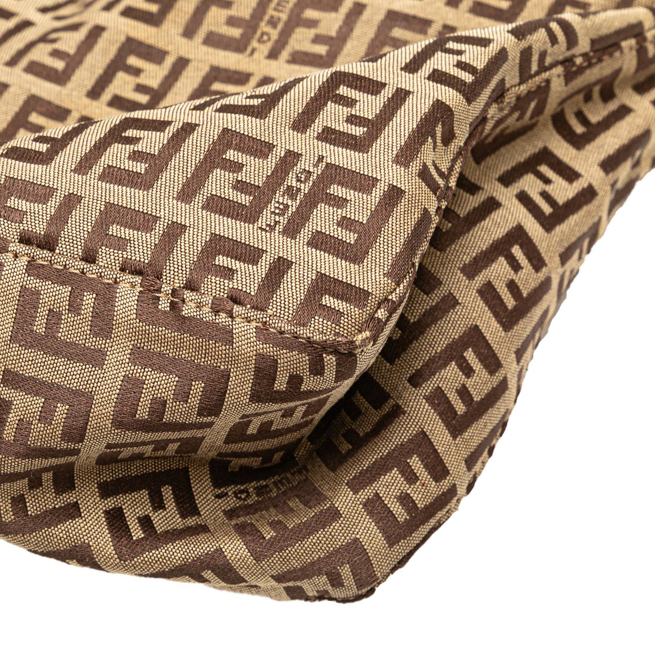 Fendi Zucchino Canvas Handbag Bruin