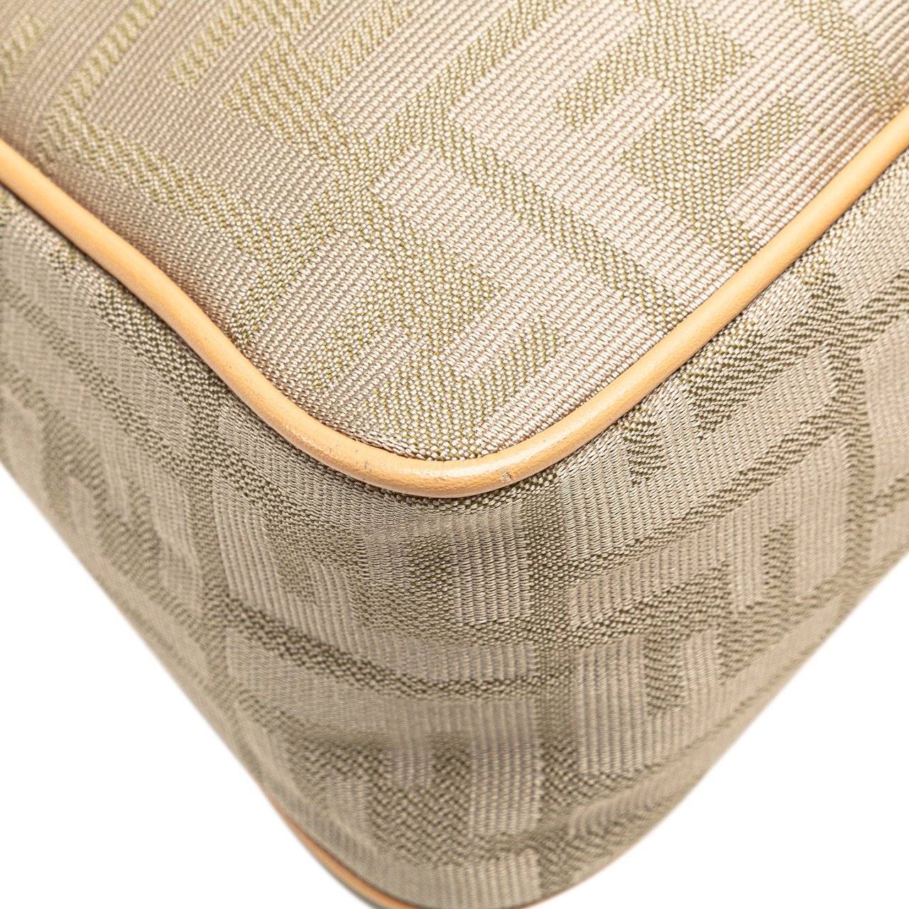 Fendi Zucca Canvas Shoulder Bag Bruin