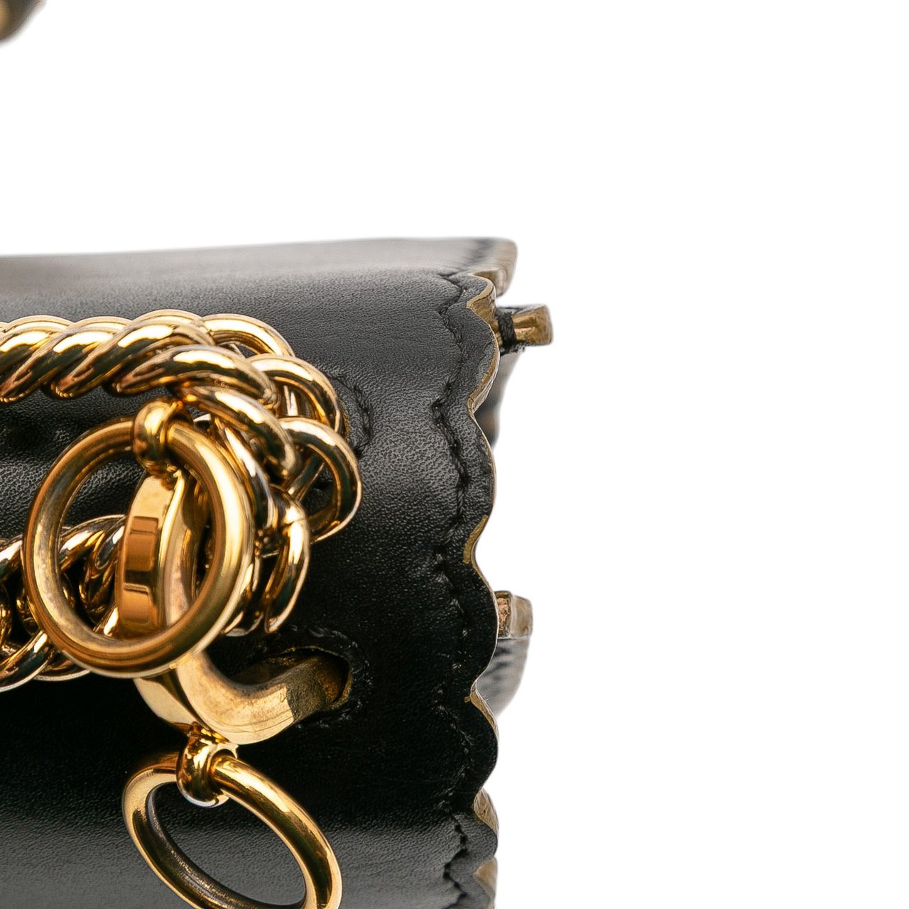 Fendi Small Scalloped Leather Kan I Crossbody Zwart
