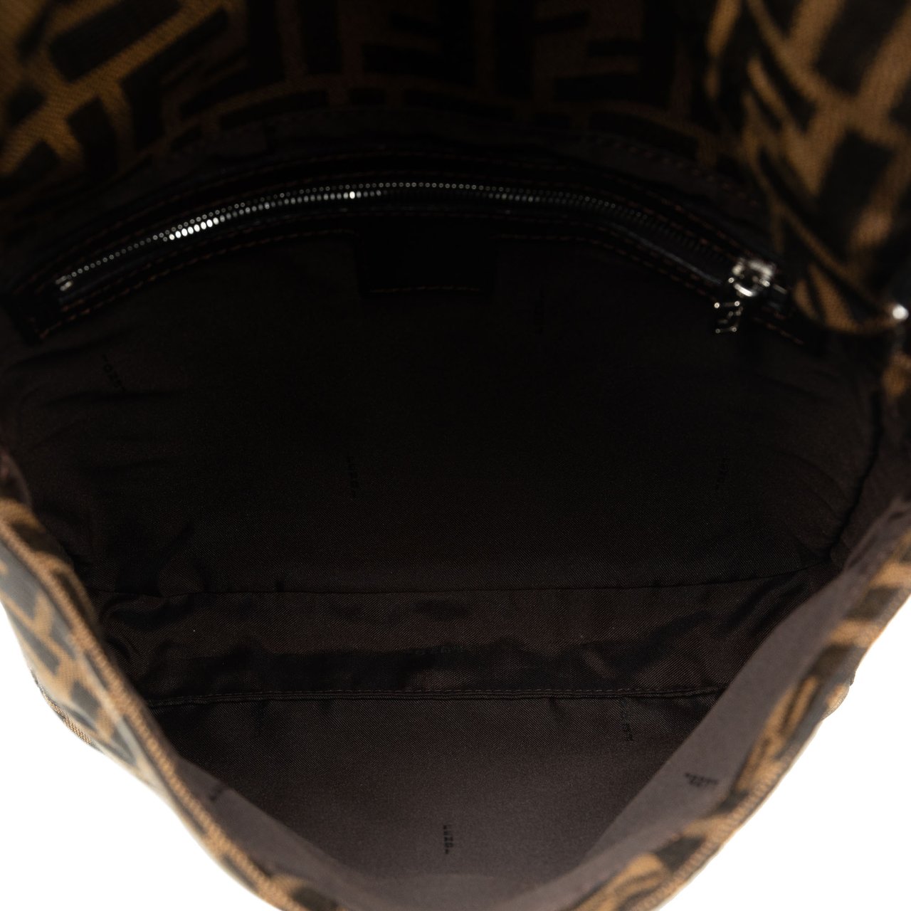 Fendi Zucca Canvas Shoulder Bag Bruin