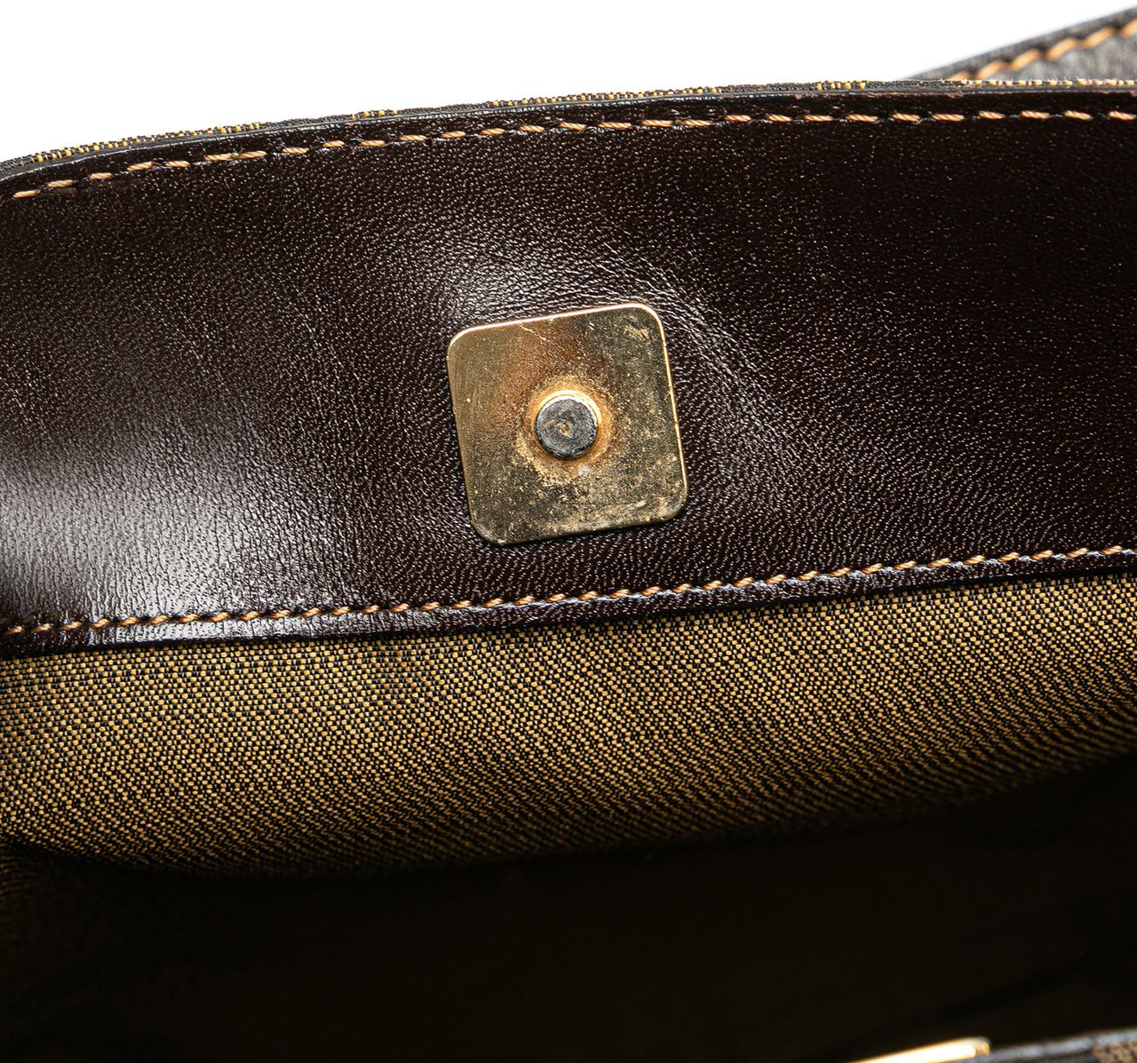 Fendi Zucca Canvas Shoulder Bag Bruin