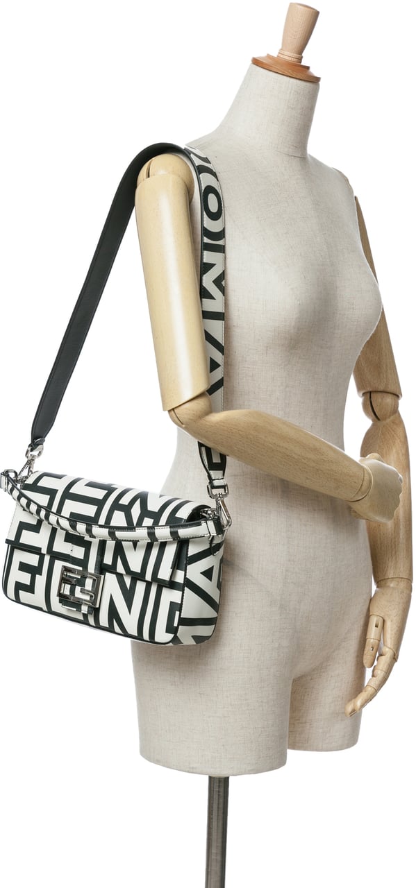 Fendi Marc Jacobs Nappa Vitello King Logo Print Baguette Phone Pouch Satchel Wit