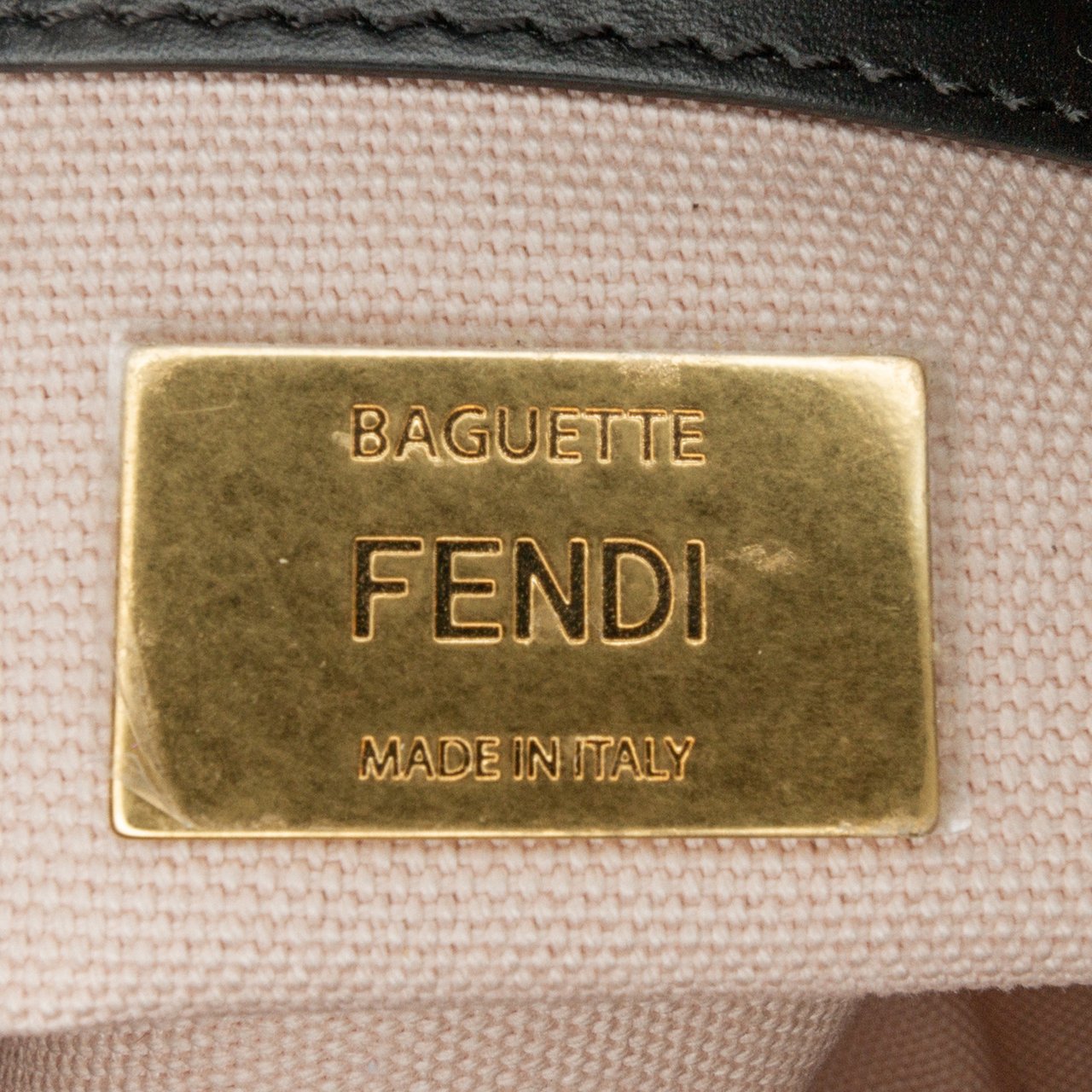Fendi Zucca Embroidered Baguette Satchel Roze