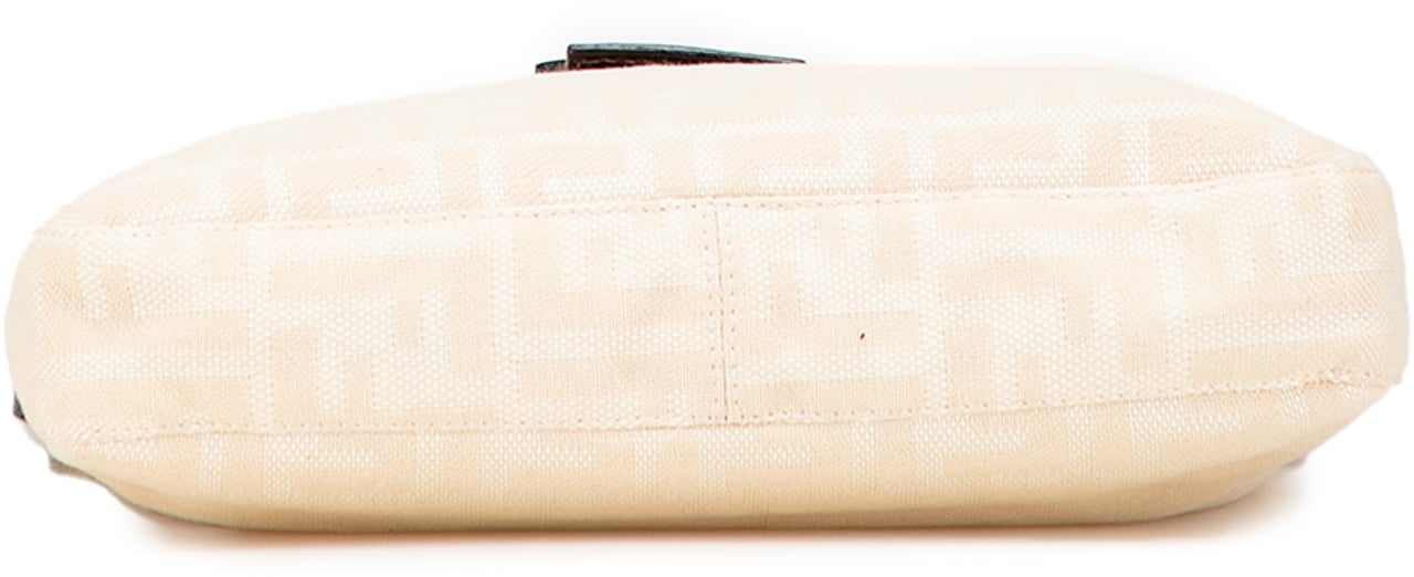 Fendi Zucca Canvas Shoulder Bag Bruin
