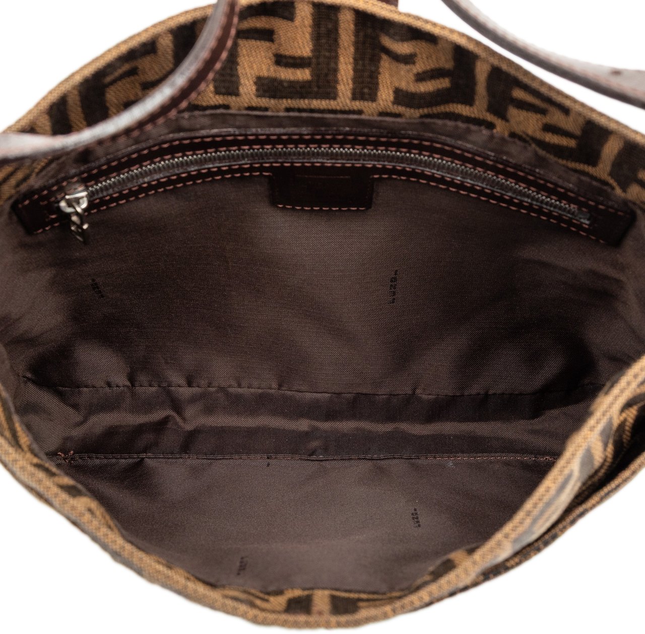 Fendi Zucca Canvas Shoulder Bag Bruin