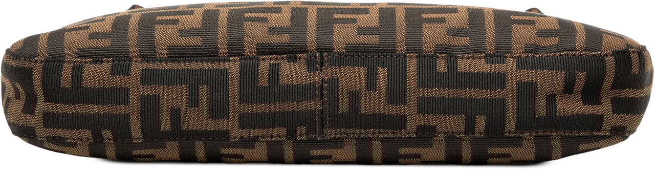 Fendi Zucca Canvas Shoulder Bag Bruin