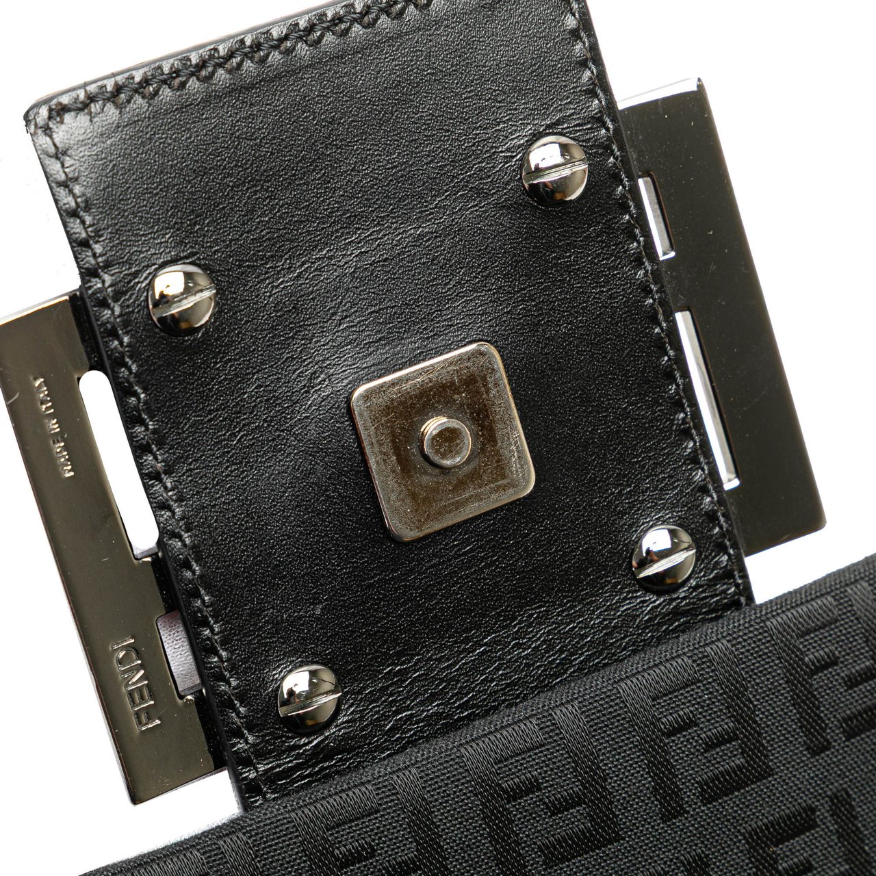Fendi Zucchino Canvas Crossbody Zwart