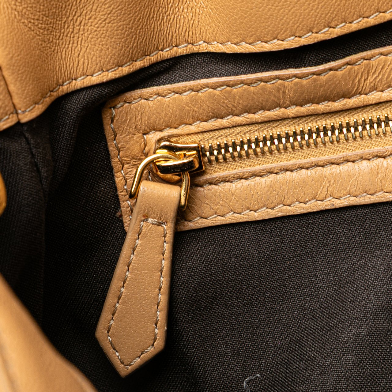 Fendi Zucca Embossed Leather Baguette Satchel Bruin