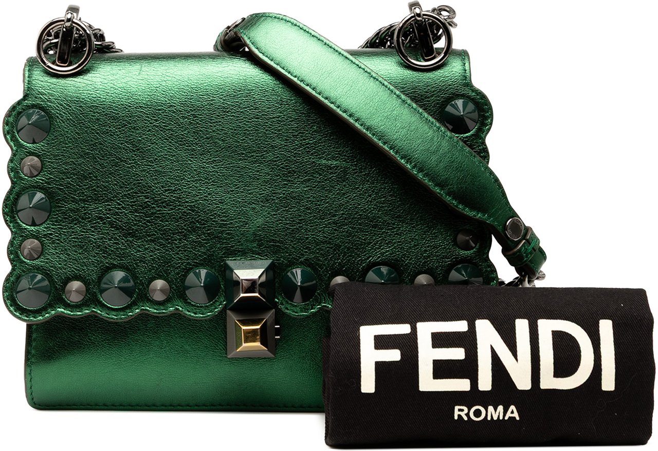 Fendi Small Leather Scalloped Kan I Crossbody Groen