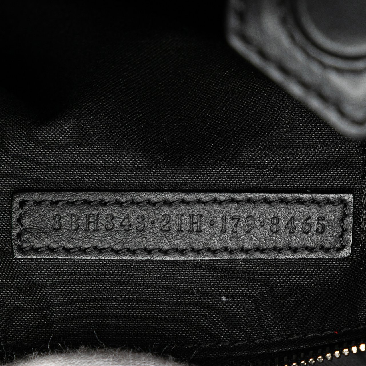 Fendi Medium Leather Runaway Satchel Zwart