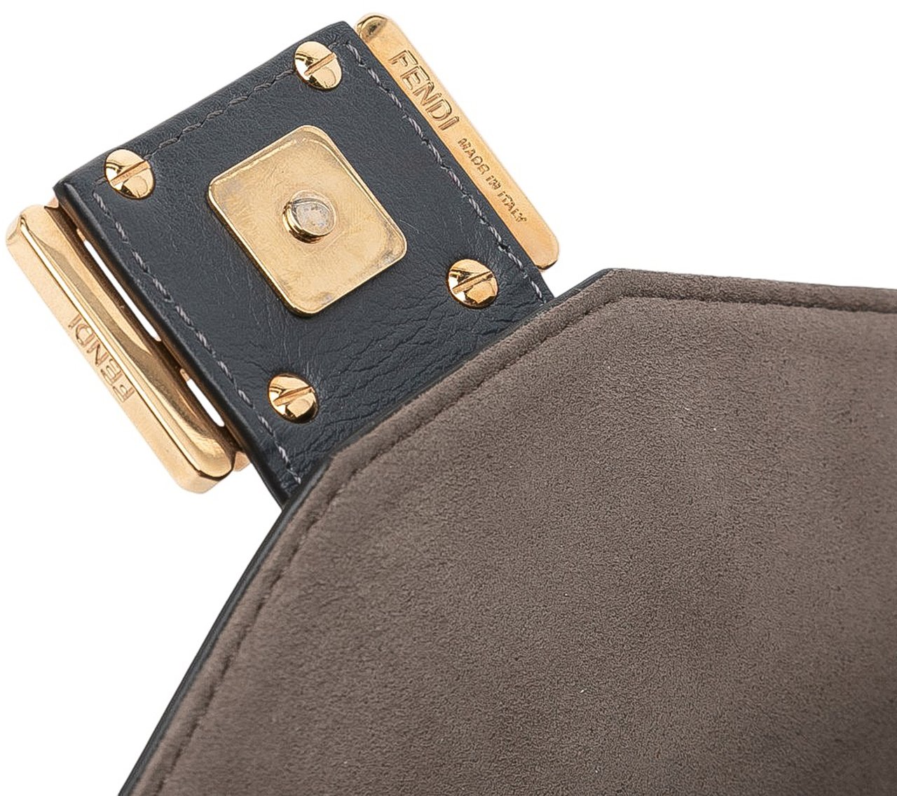 Fendi Medium Calfskin Flip Baguette Bruin