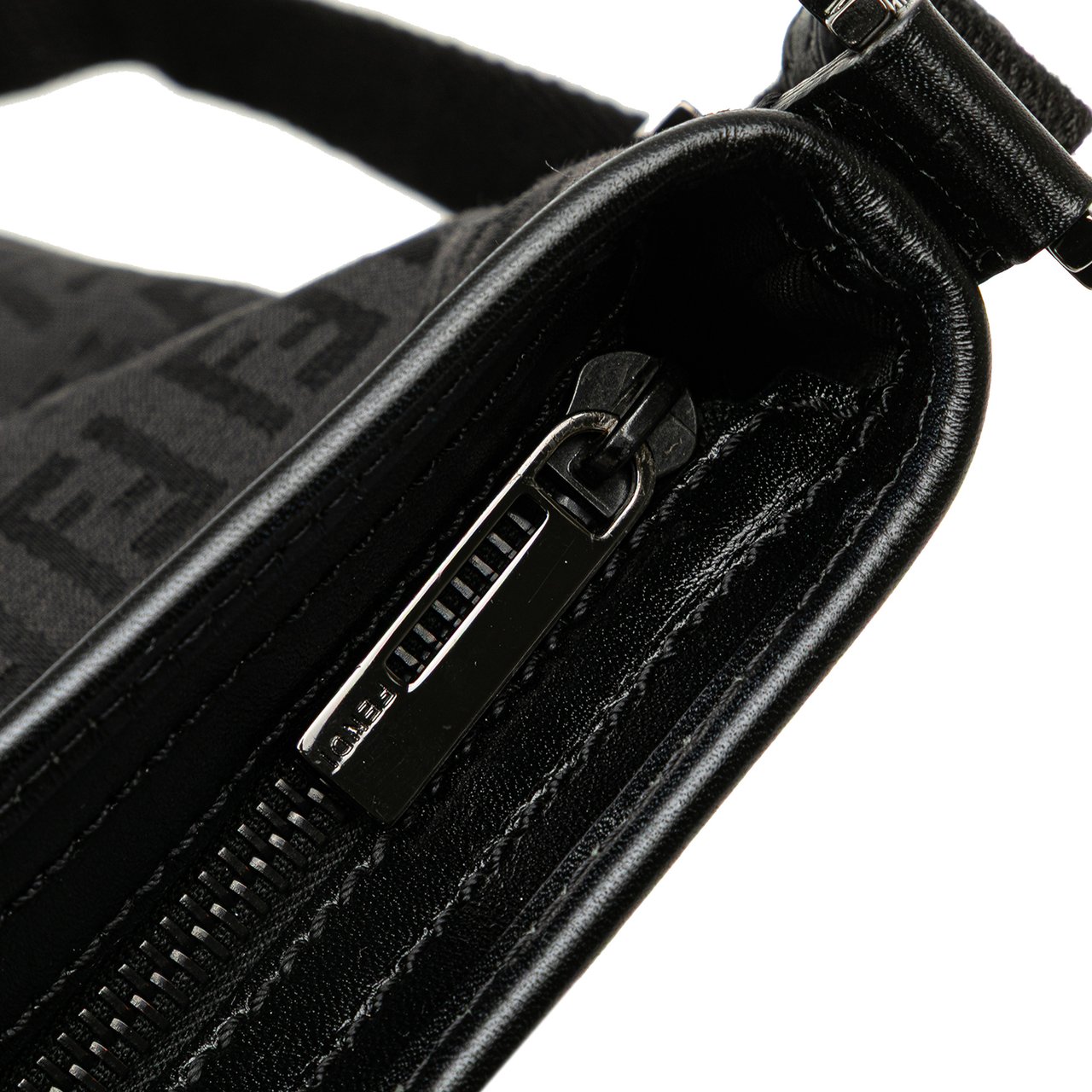 Fendi Zucchino Canvas Crossbody Zwart