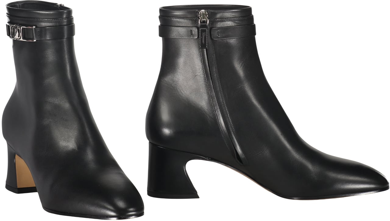 Ferragamo Leather ankle boots Zwart