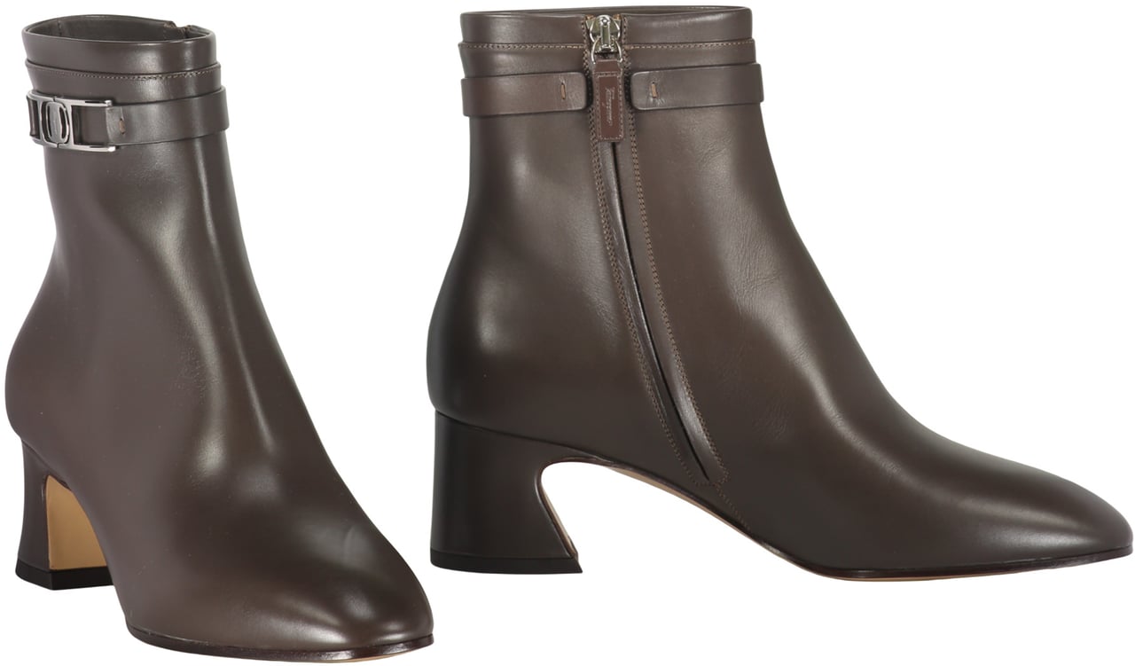 Ferragamo Leather ankle boots Bruin